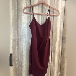 NWOT Lulus burgundy cocktail dress, xs